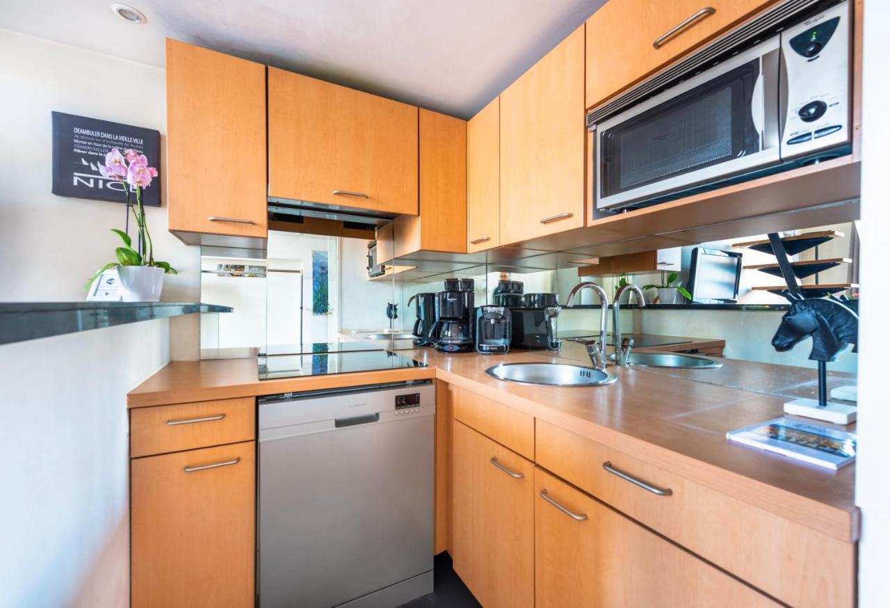 View On Principal Massena Place, Beach 2 Min Walk Appartement